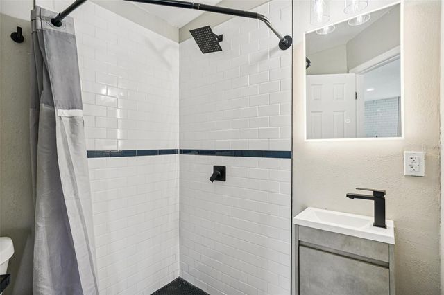 1706 W JEAN. STREET, Tampa, FL 33604