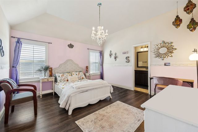 715 Simmons Road, Double Oak, TX 75077