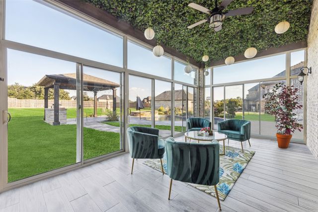 715 Simmons Road, Double Oak, TX 75077