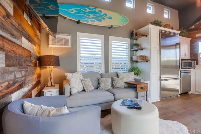 1624 N Coast Hwy 101 3, Encinitas, CA 92024