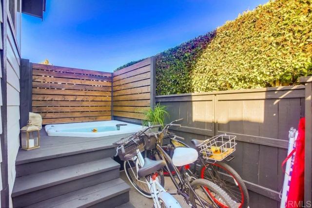 1624 N Coast Hwy 101 3, Encinitas, CA 92024