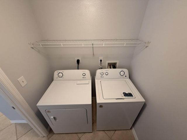 6386 Emerald Dunes Drive 201, West Palm Beach, FL 33411