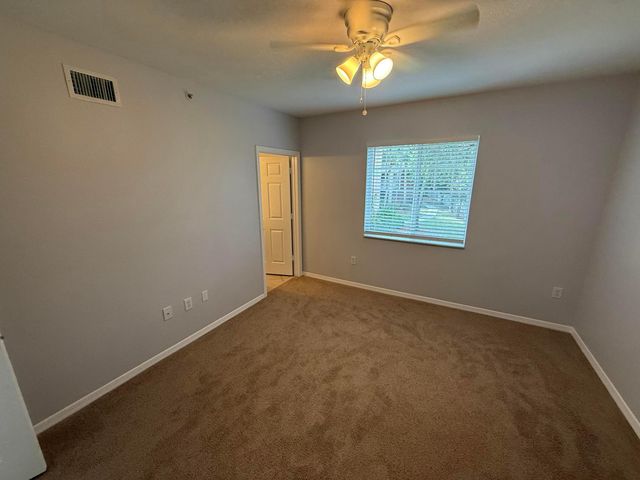 6386 Emerald Dunes Drive 201, West Palm Beach, FL 33411