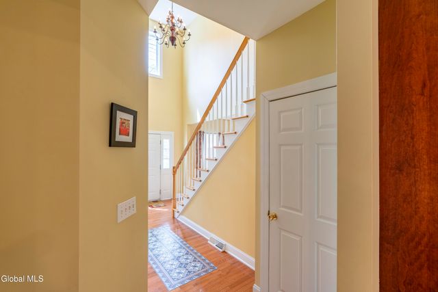 12 Preserve Way, Saratoga Springs, NY 12866