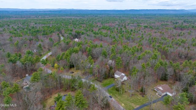 12 Preserve Way, Saratoga Springs, NY 12866