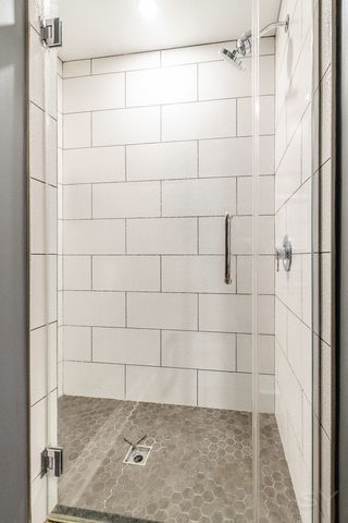 4425 N Racine Avenue 2N, Chicago, IL 60640