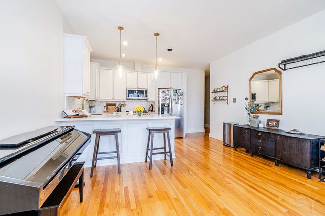 4425 N Racine Avenue 2N, Chicago, IL 60640