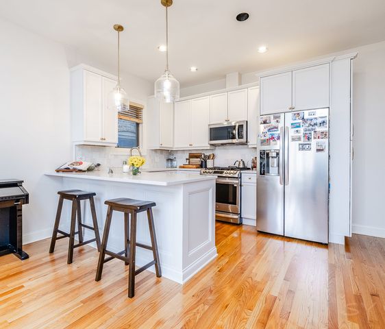 4425 N Racine Avenue 2N, Chicago, IL 60640