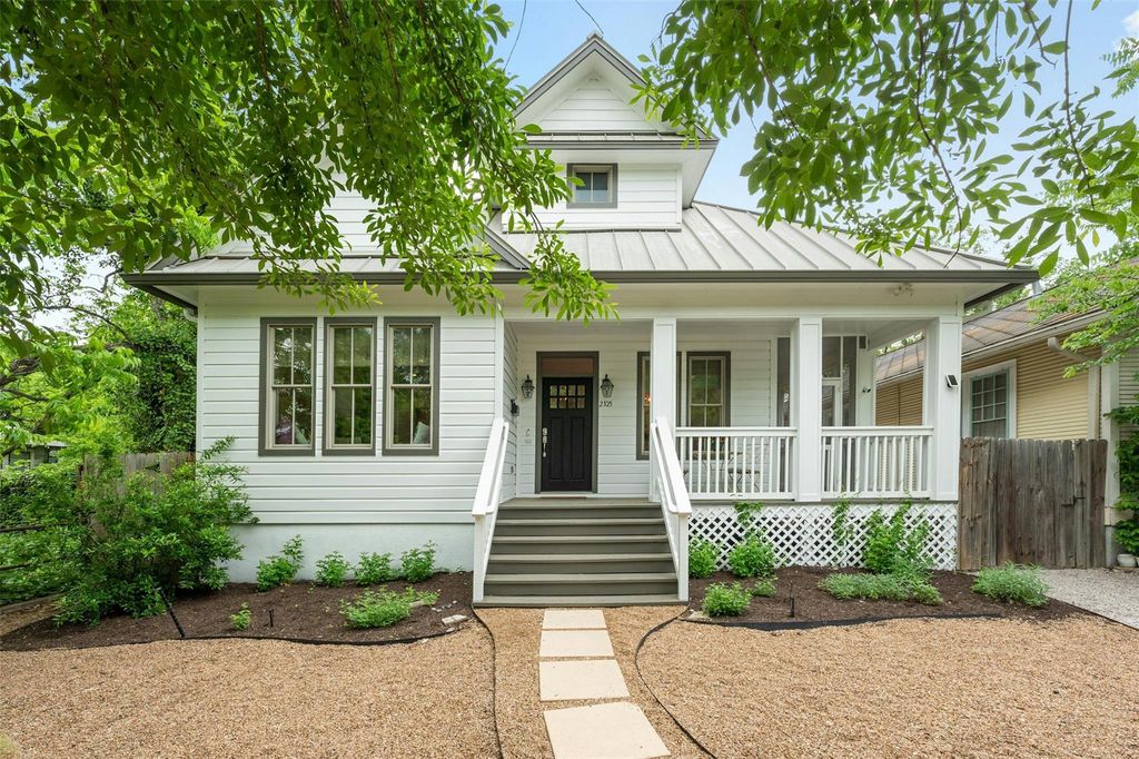 2105 Eva ST, Austin, TX 78704
