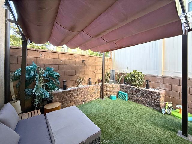 4172 Horvath 102, Corona, CA 92883
