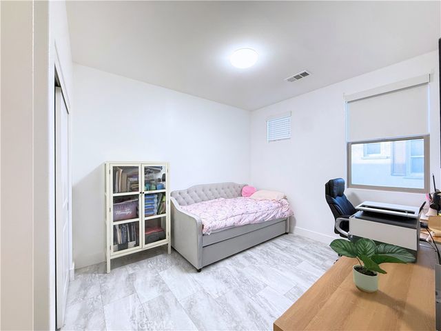 4172 Horvath 102, Corona, CA 92883