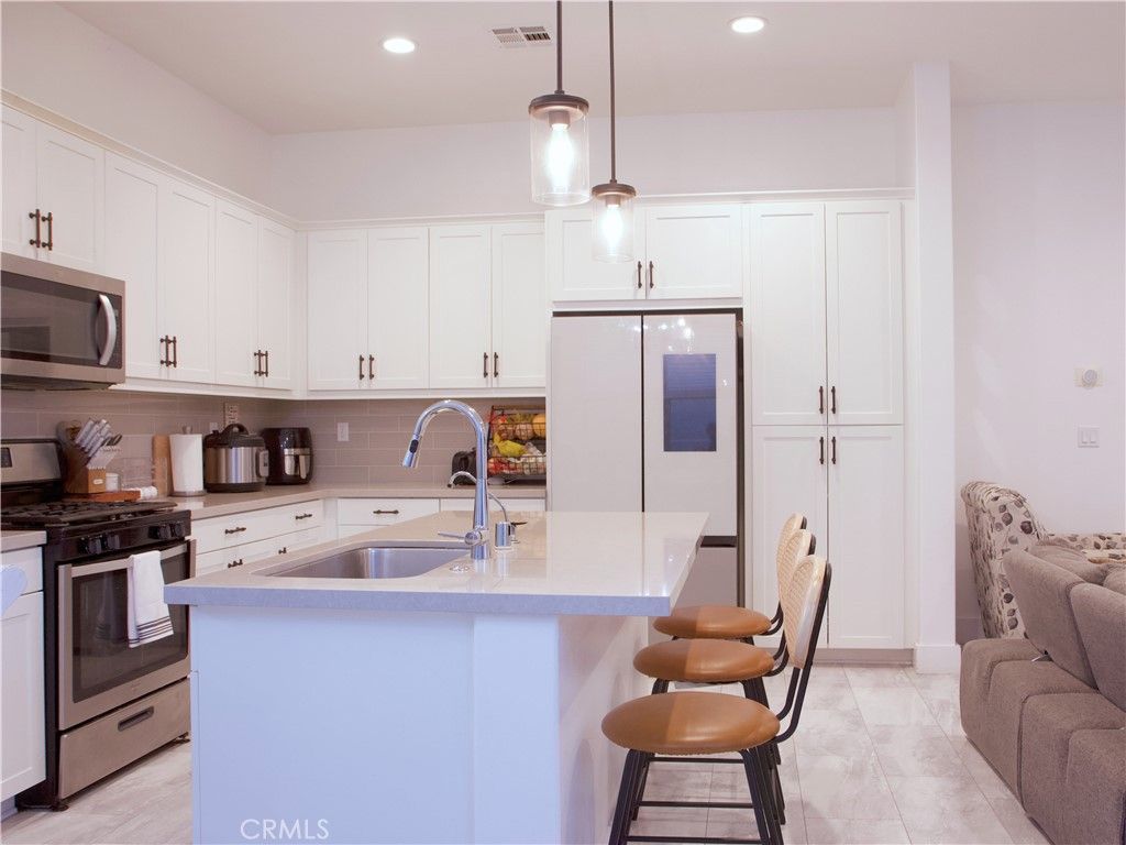 4172 Horvath 102, Corona, CA 92883 — photo 3