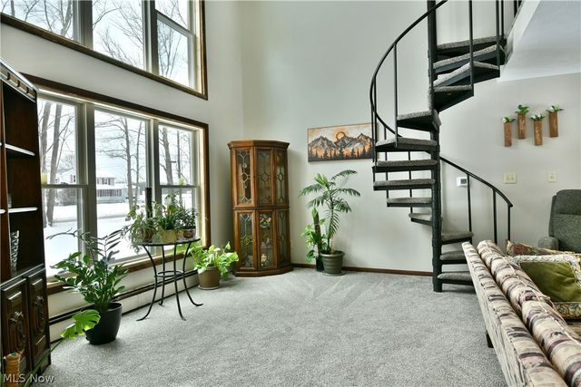 3894 Nelson Mosier Road, Leavittsburg, OH 44430