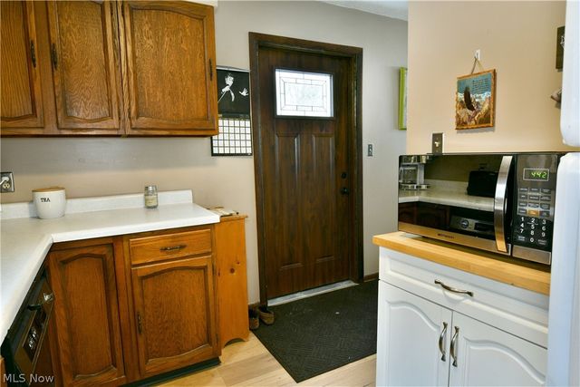 3894 Nelson Mosier Road, Leavittsburg, OH 44430