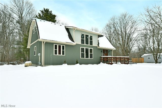 3894 Nelson Mosier Road, Leavittsburg, OH 44430