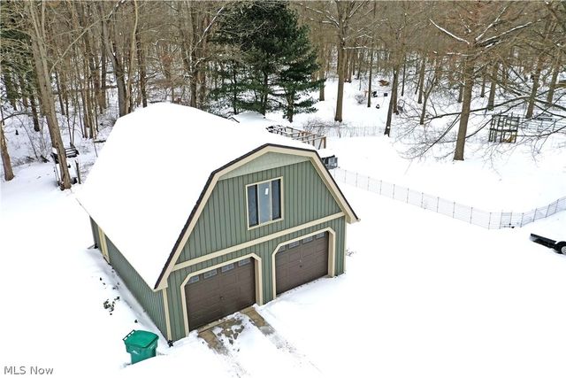 3894 Nelson Mosier Road, Leavittsburg, OH 44430