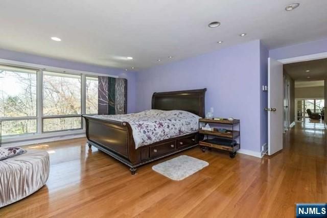192 Stonehurst Drive, Tenafly, NJ 07670