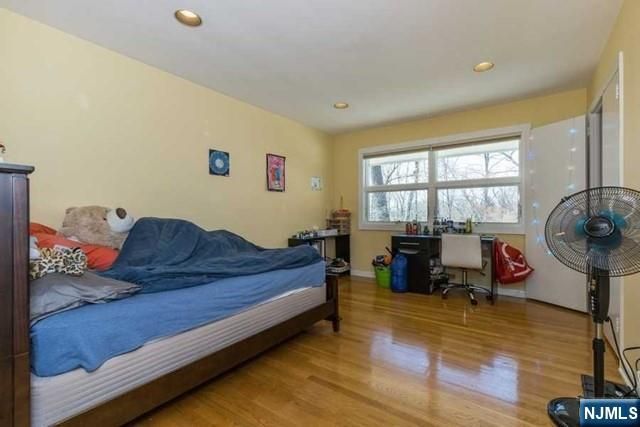 192 Stonehurst Drive, Tenafly, NJ 07670
