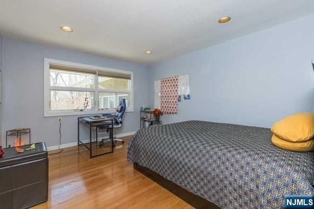 192 Stonehurst Drive, Tenafly, NJ 07670