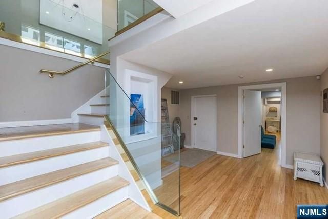 192 Stonehurst Drive, Tenafly, NJ 07670