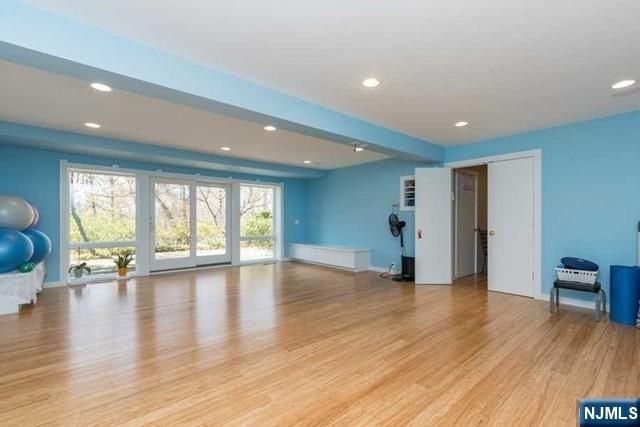 192 Stonehurst Drive, Tenafly, NJ 07670