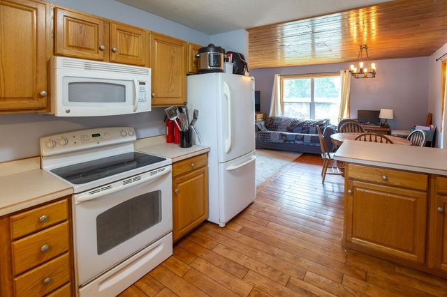 207 1st Avenue E, Milltown, WI 54858