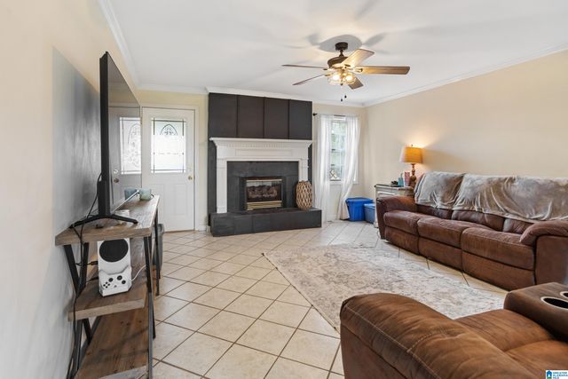 2289 GRANDVIEW TRAIL, Warrior, AL 35180