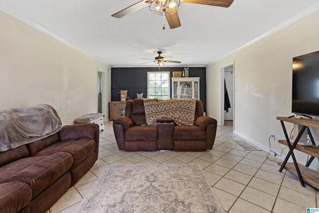2289 GRANDVIEW TRAIL, Warrior, AL 35180