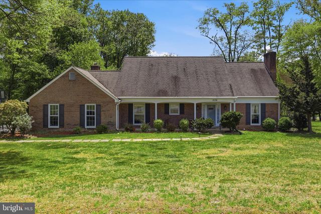 1034 WALKER MILL RD, Great Falls, VA 22066