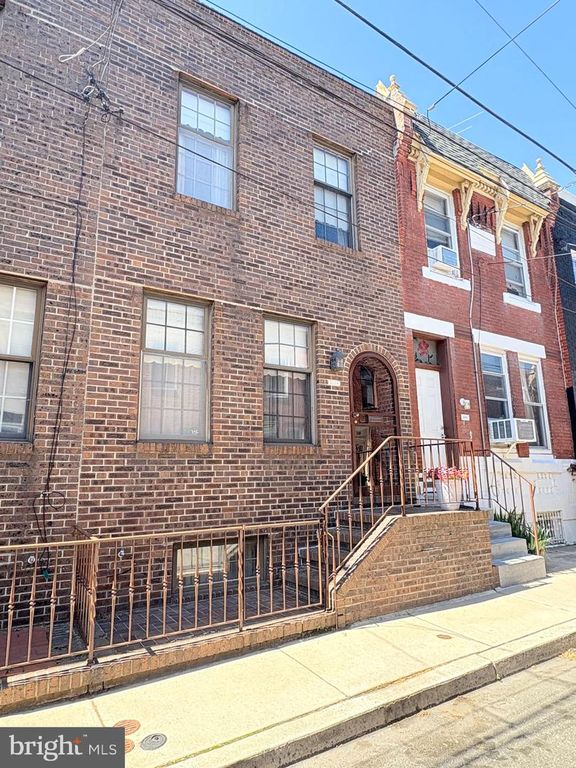 1618 S CLARION ST, Philadelphia, PA 19148