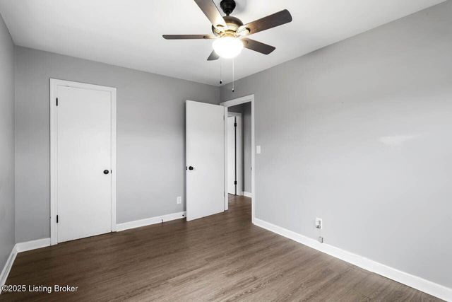 227 Cedar Grove Rd, Shepherdsville, KY 40165