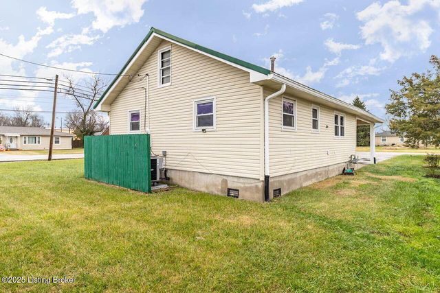227 Cedar Grove Rd, Shepherdsville, KY 40165
