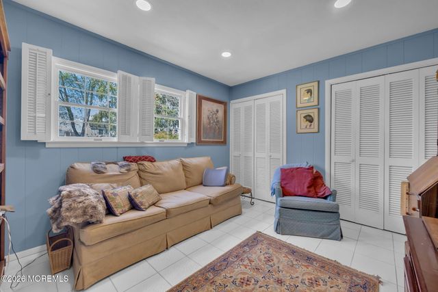 37 Faith Lane, Aberdeen, NJ 07747