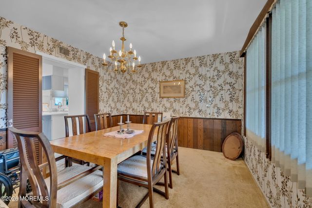 37 Faith Lane, Aberdeen, NJ 07747