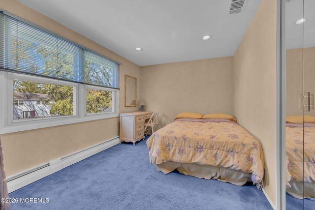 37 Faith Lane, Aberdeen, NJ 07747