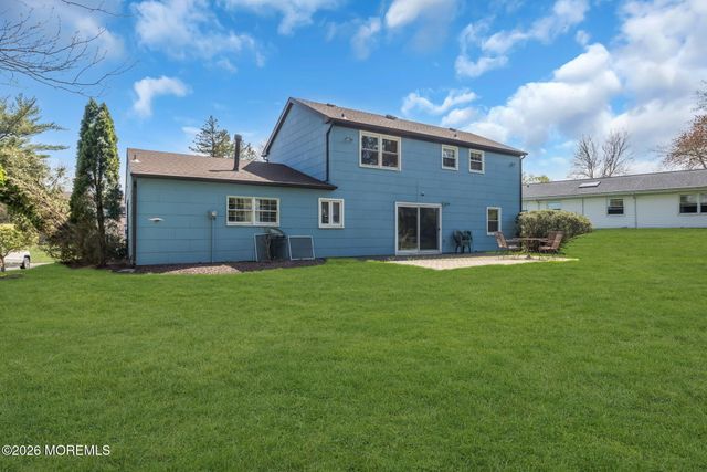 37 Faith Lane, Aberdeen, NJ 07747