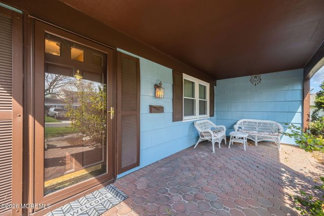 37 Faith Lane, Aberdeen, NJ 07747