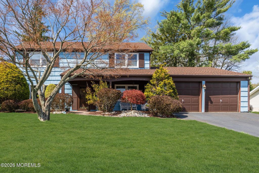 37 Faith Lane, Aberdeen, NJ 07747