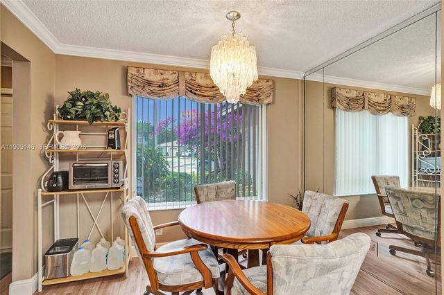 11155 SW 17th Mnr, Davie, FL 33324