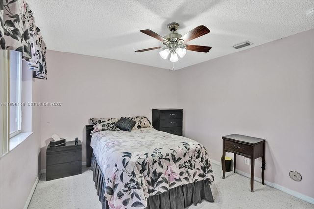 11155 SW 17th Mnr, Davie, FL 33324