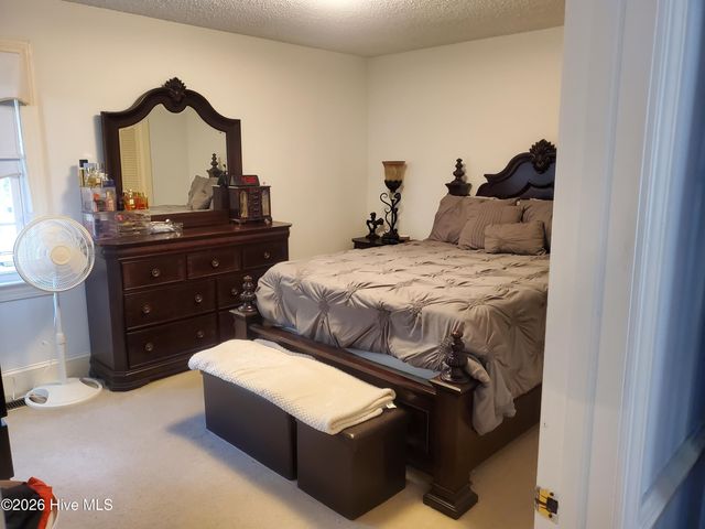 206 Staffordshire Road, Greenville, NC 27834