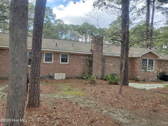 206 Staffordshire Road, Greenville, NC 27834