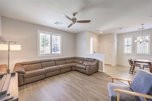 11396 Ogden Mills Drive 105, Las Vegas, NV 89135