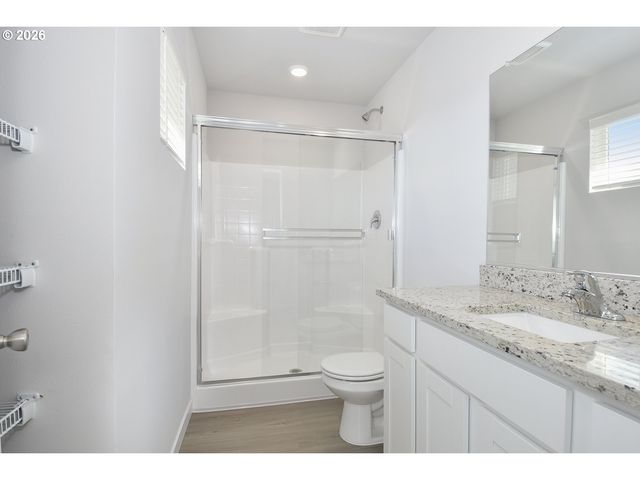 1255 PARKSIDE Ave, Woodburn, OR 97071