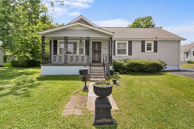 122 Anderson Dr, Tullahoma, TN 37388