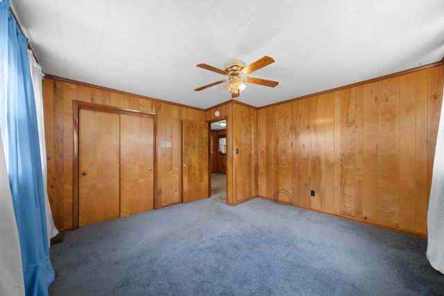 122 Anderson Dr, Tullahoma, TN 37388