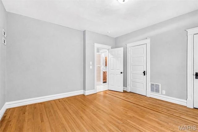 4928 Berthold Avenue, St Louis, MO 63110