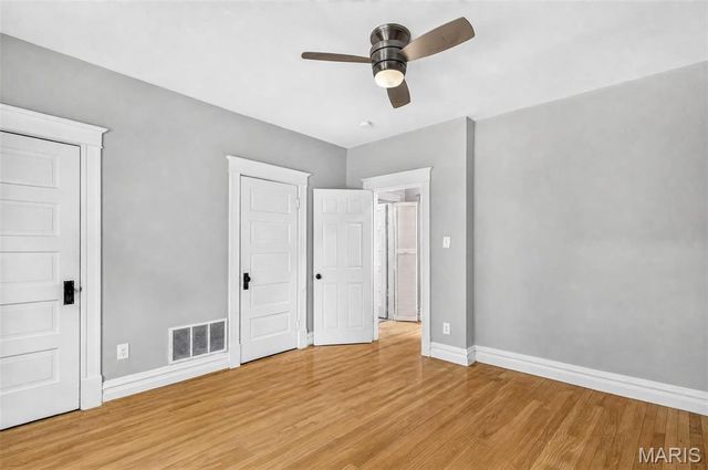 4928 Berthold Avenue, St Louis, MO 63110