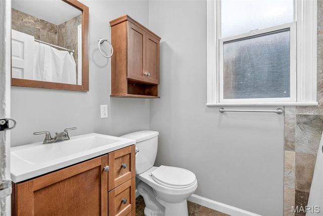4928 Berthold Avenue, St Louis, MO 63110