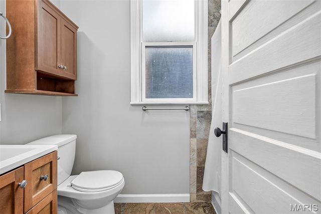 4928 Berthold Avenue, St Louis, MO 63110